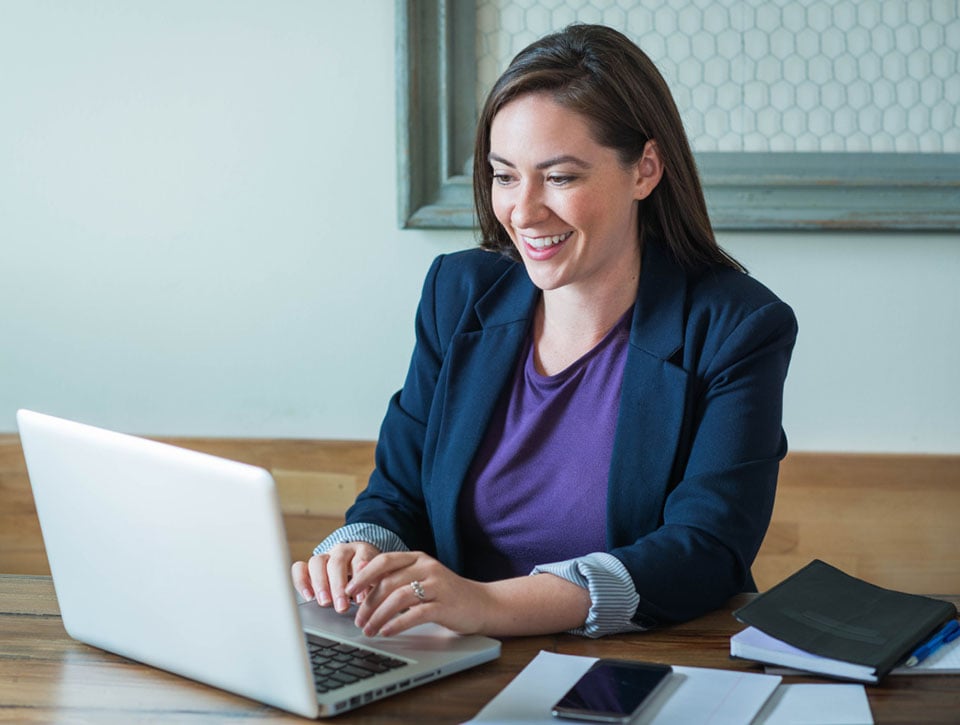 stock-photo-woman-on-laptop
